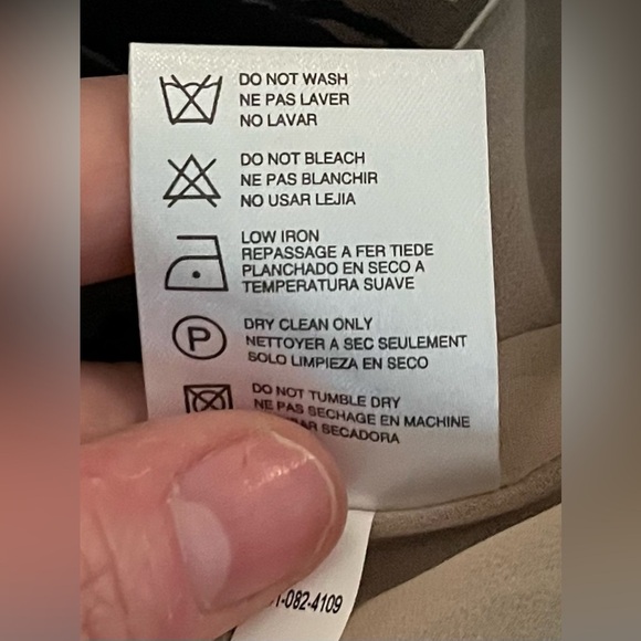 EPISODE 100% Silk Skirt | Size 14 - Picture 4 of 5